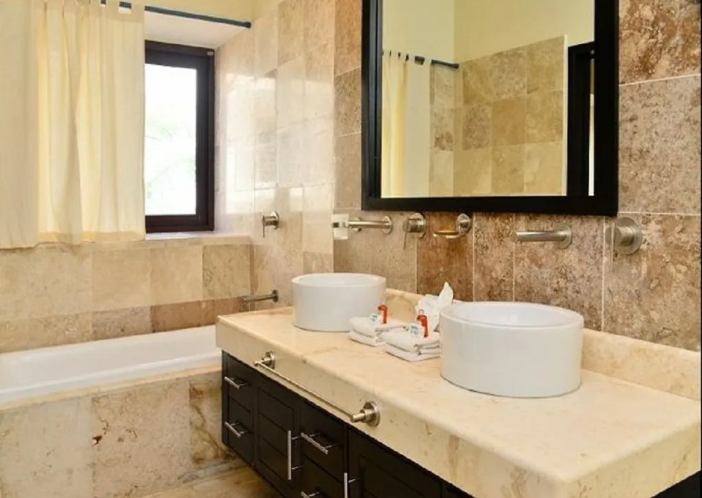Apartmanhotel El Faro - Condo Hotel