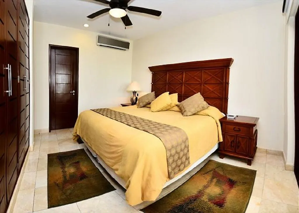 El Faro - Condo Hotel Cancún