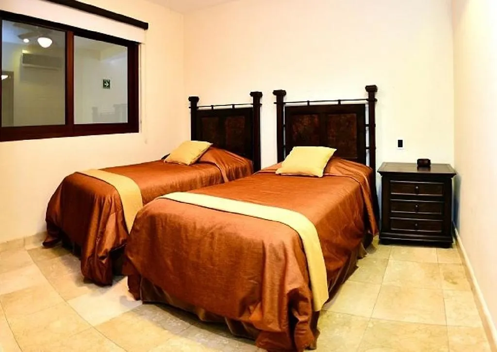 מלון דירות El Faro - Condo Hotel